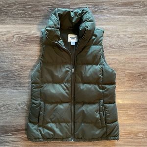 Old Navy Olive Green Winter Vest - size S